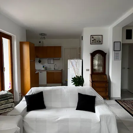 Landscapesilvia Acqua Apartment